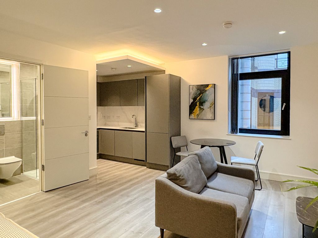 Property photo 1 of 9 Living Room