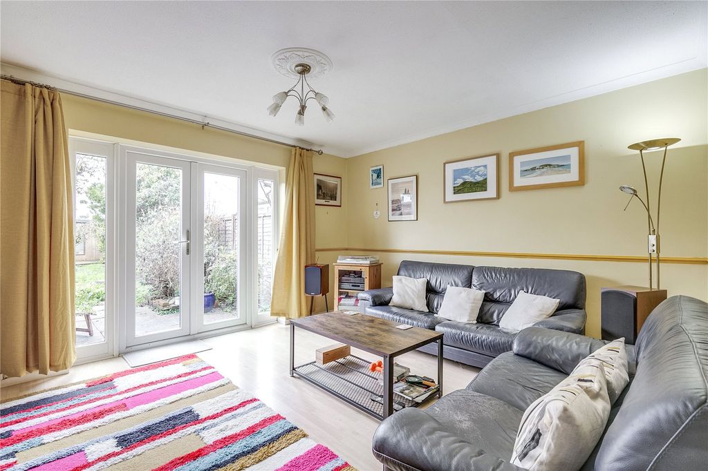 Property photo 3 of 18 Picture No. 05