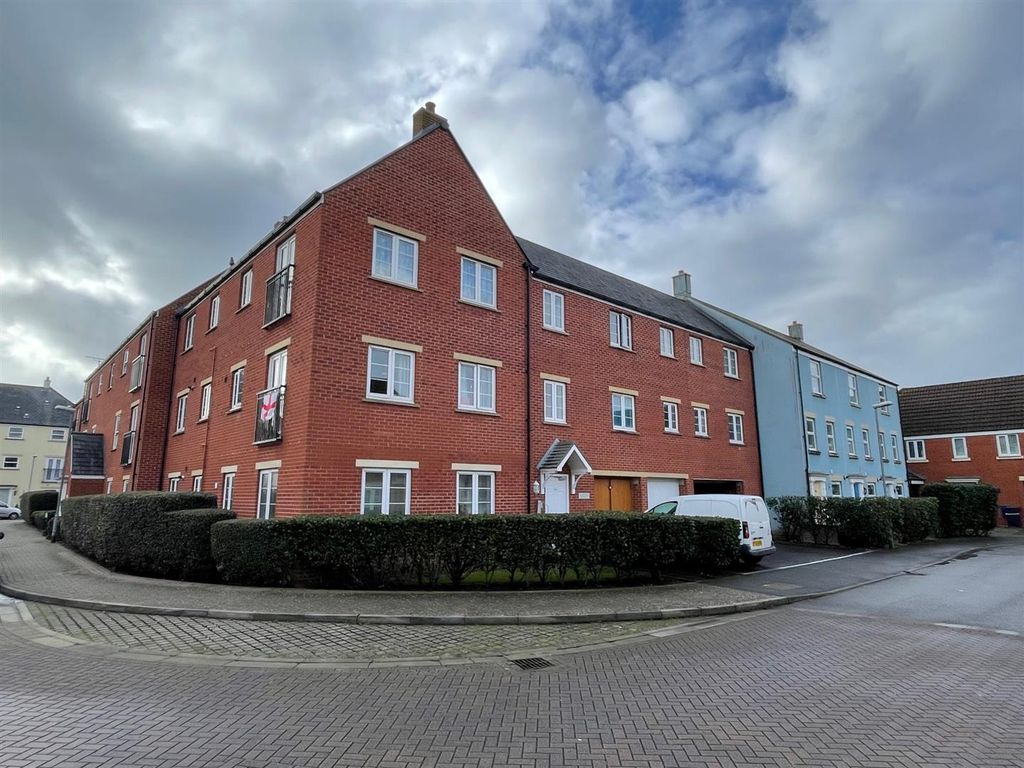 Property photo 1 of 1 Front.Jpg