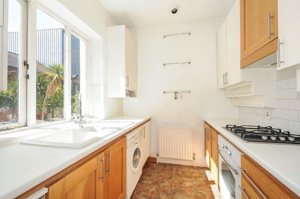 Property photo 2 of 5 Picture No. 02