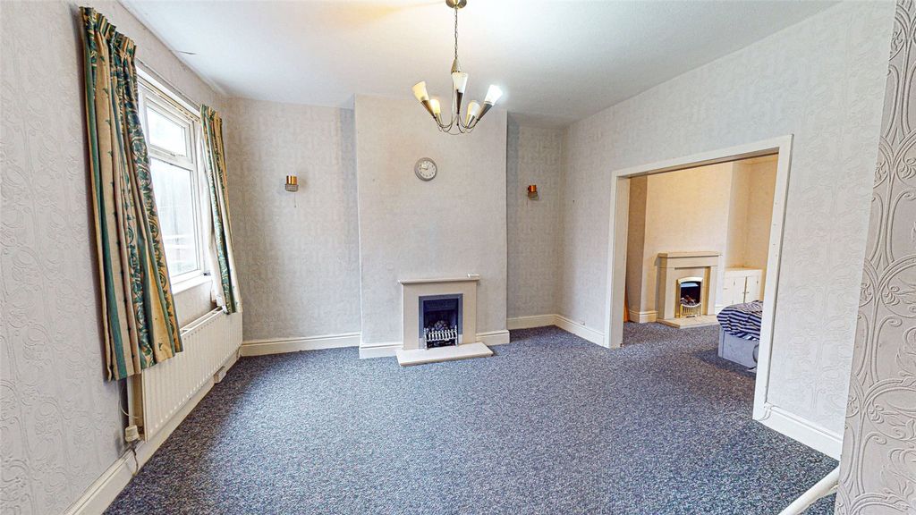 Property photo 2 of 10 Picture No. 03