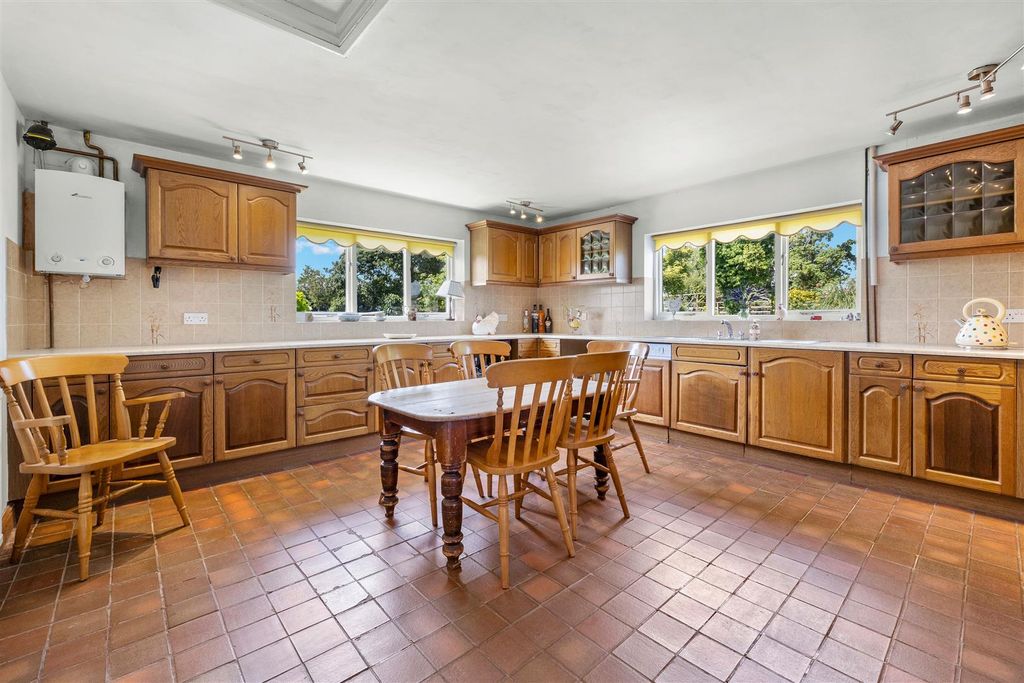 Property photo 3 of 22 0799Plateau-53.Jpg
