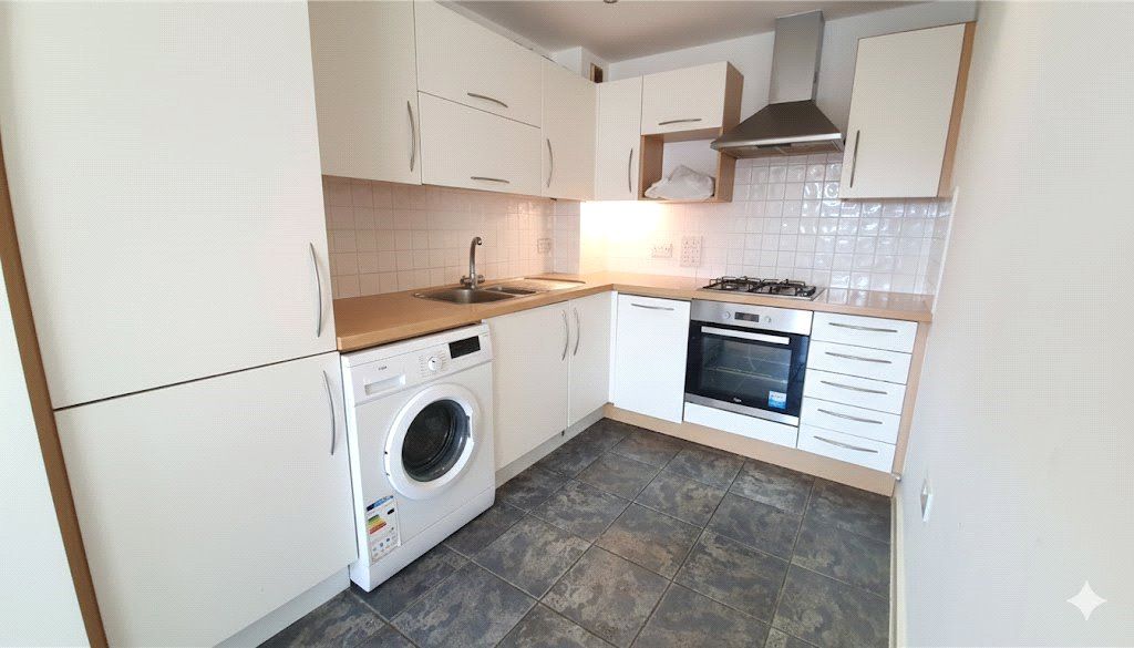 Property photo 2 of 6 Picture No. 10