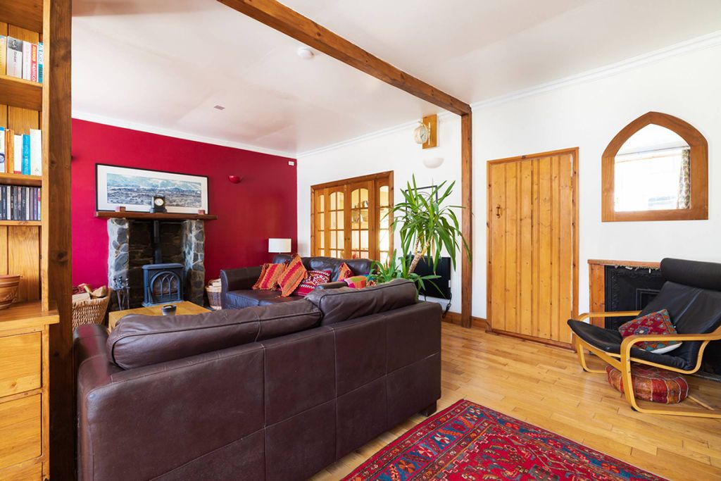 Property photo 3 of 30