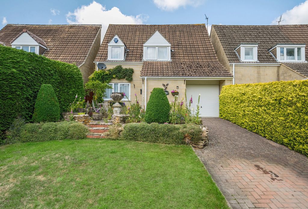 Property photo 1 of 26 1310347-1-68501Dd...