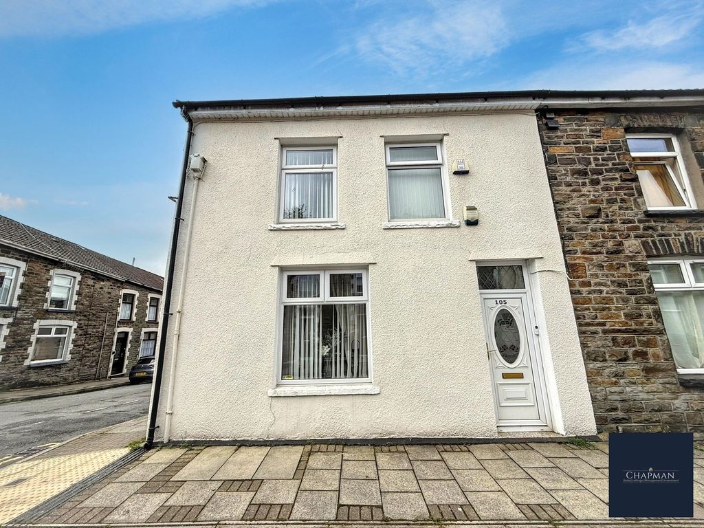 Property photo 2 of 21