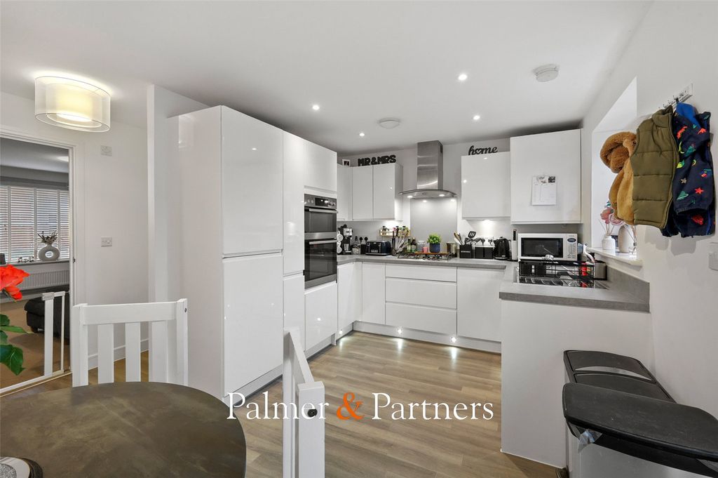 Property photo 2 of 21 Picture No. 05