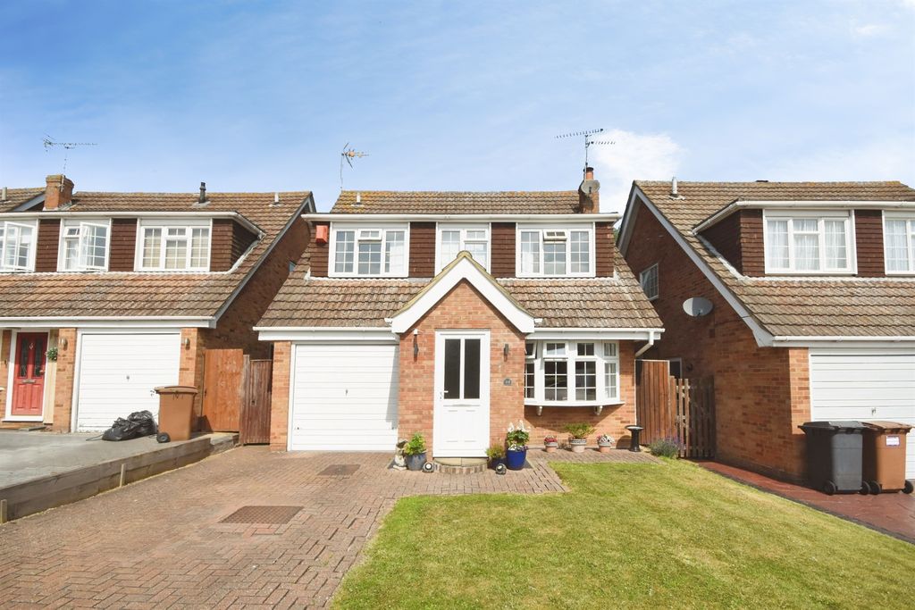 Property photo 1 of 18