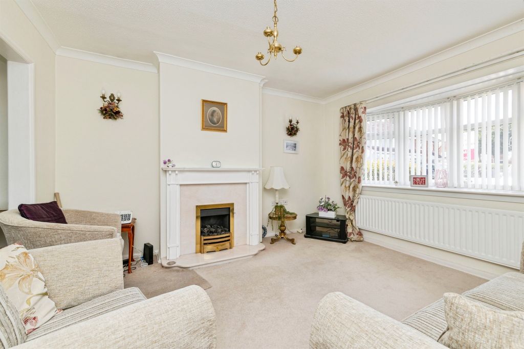 Property photo 2 of 19