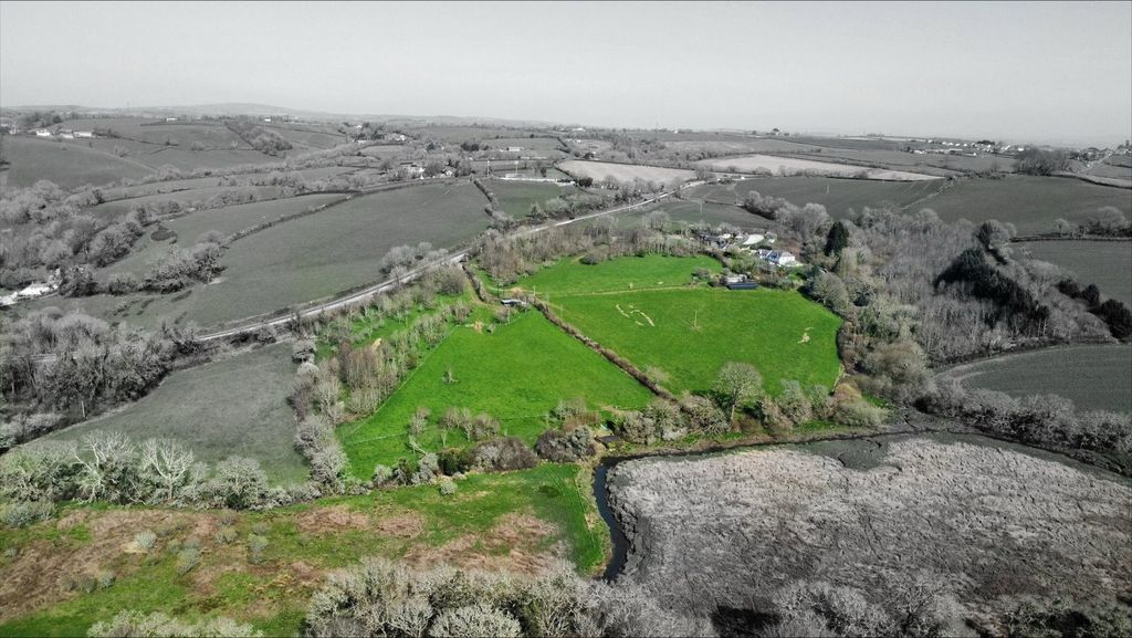 Property photo 2 of 57