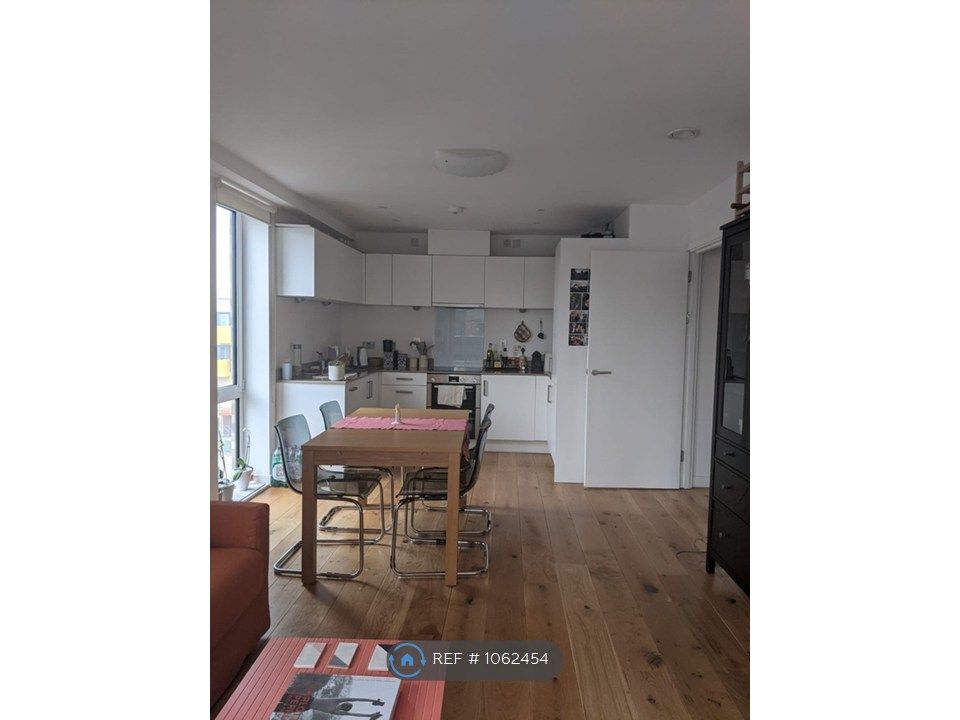 Property photo 2 of 13 Kitchen