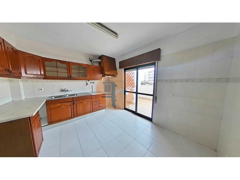 Property photo 3 of 43