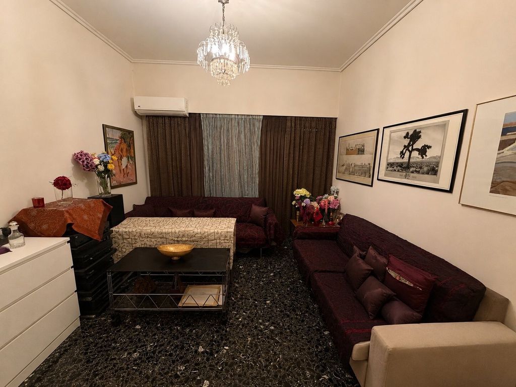 Property photo 1 of 9 - Apartment For Sale, Historic Center, 63 Sq.m., €280.000