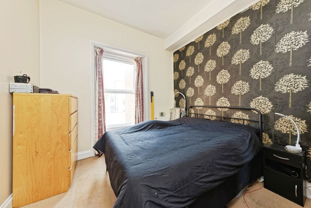 Property photo 3 of 20 Pbox-Img.Jpg