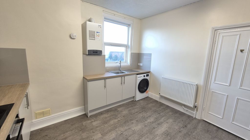 Property photo 3 of 13 20251210_141326