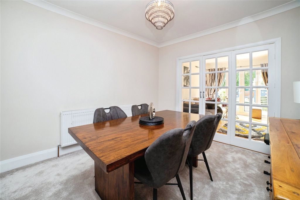 Property photo 3 of 22 Dining Room