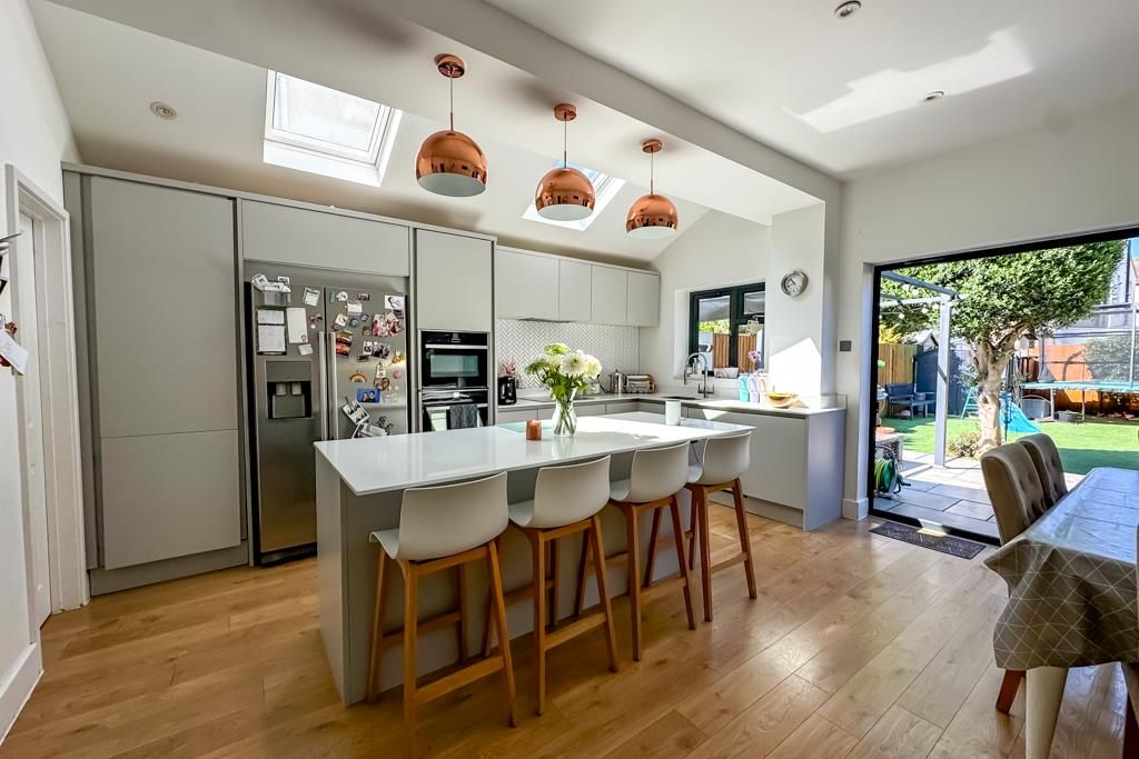 Property photo 1 of 25 Kitchen/Diner