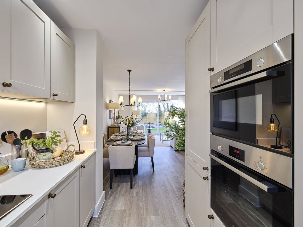 Property photo 3 of 13 Show Home