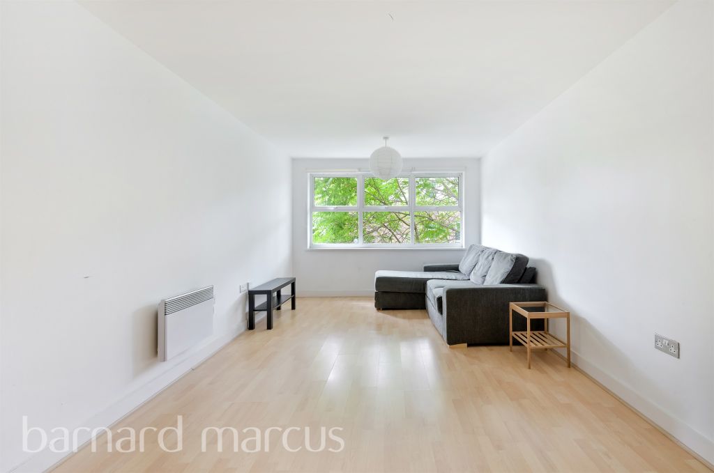 Property photo 2 of 9