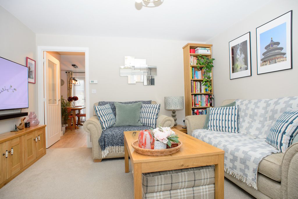 Property photo 3 of 19