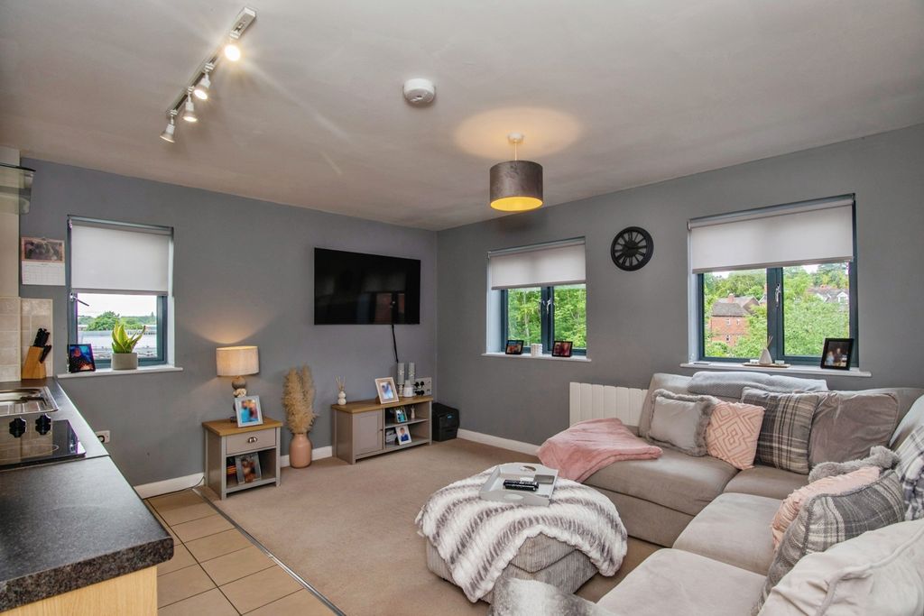 Property photo 1 of 17 Photo