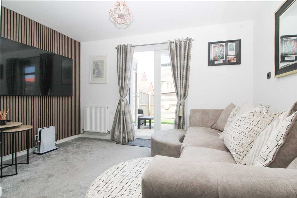 Property photo 3 of 13 Open Plam Living Room/ Kitchen