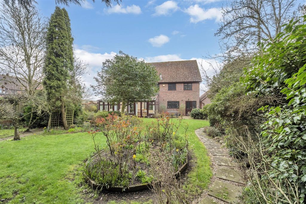 Property photo 2 of 39 Dcp_2722.Jpg