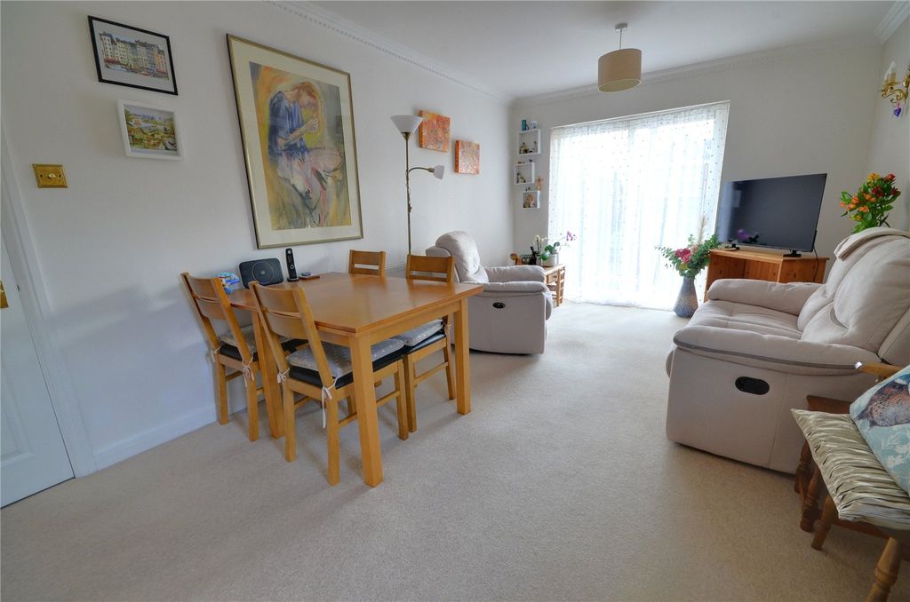 Additional image 7 of 2 bed flat for saleEast Grinstead, West Sussex RH19