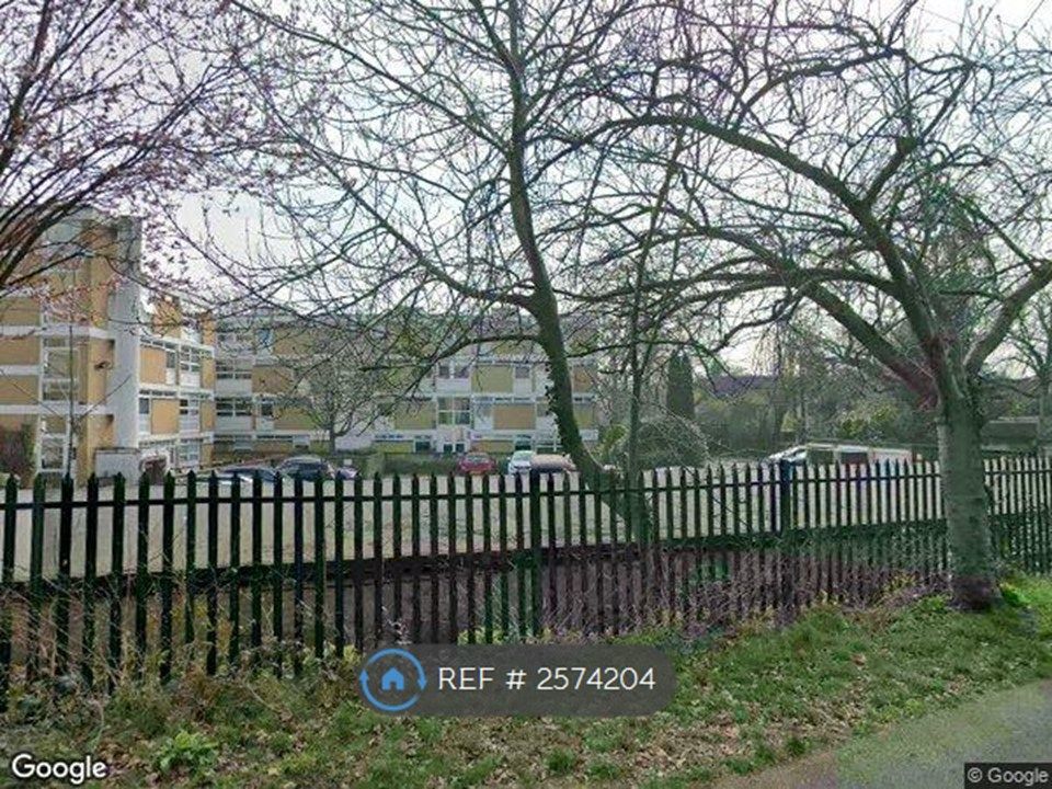 Property photo 2 of 14