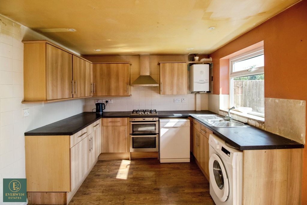 Property photo 3 of 20 Img_3612