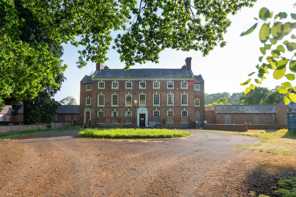 Property photo 1 of 8 Front Elevation