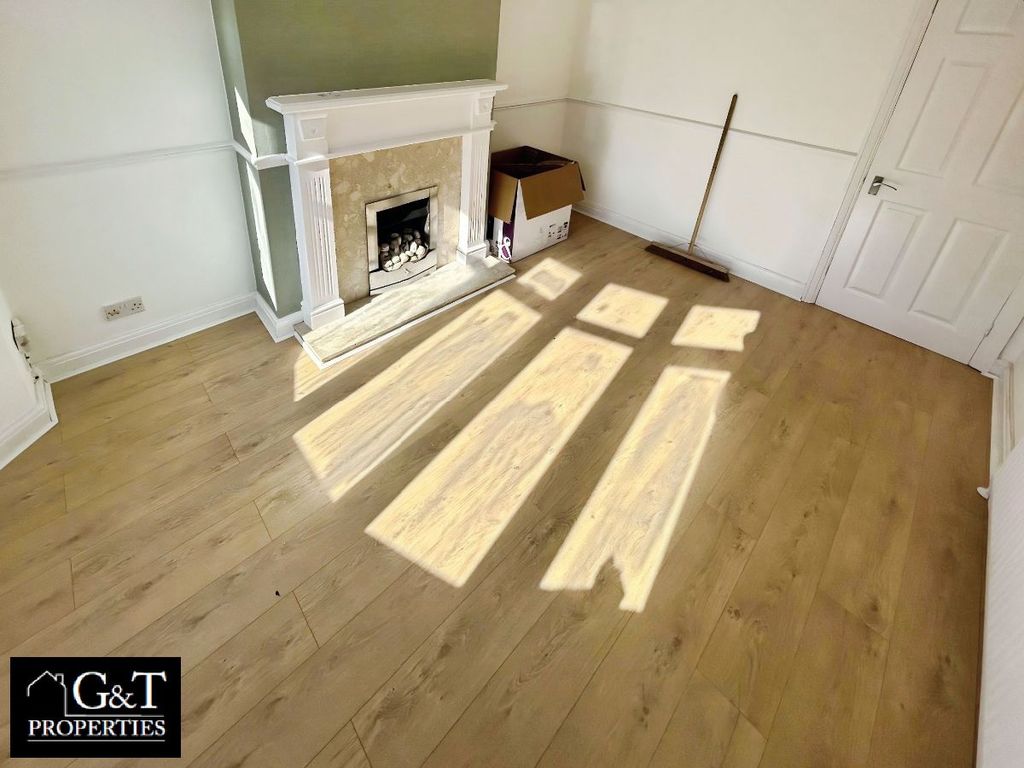 Property photo 2 of 9 Reception Room