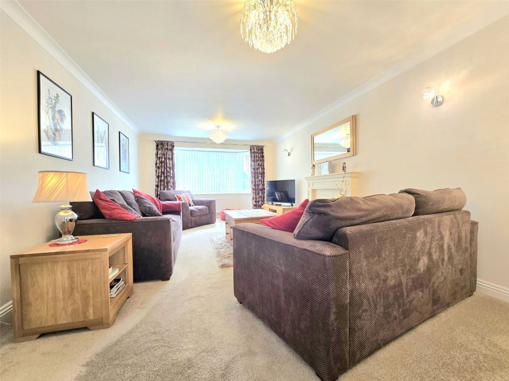 Property photo 2 of 23 Picture No. 09