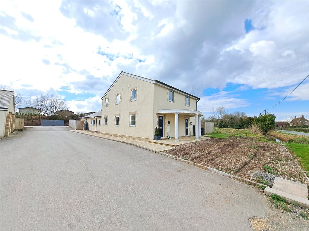 Property photo 1 of 16 Picture No. 37
