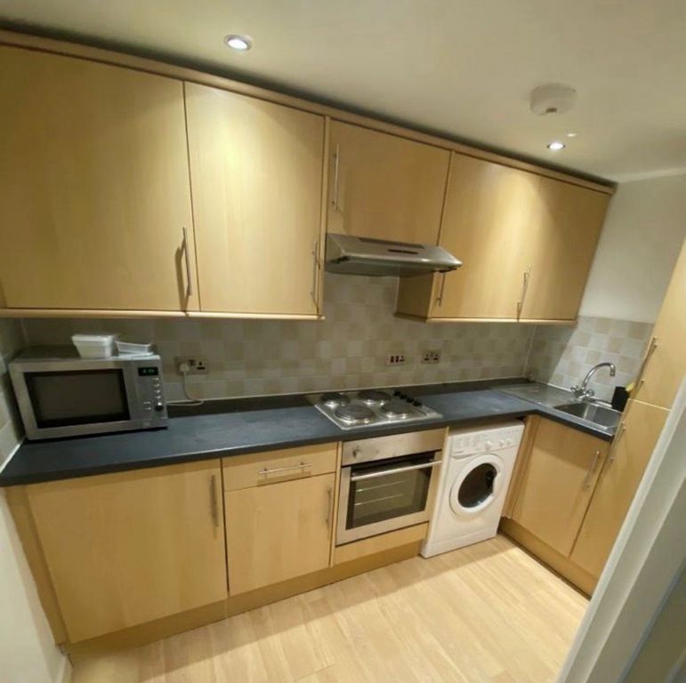 Property photo 2 of 5 Kitchen
