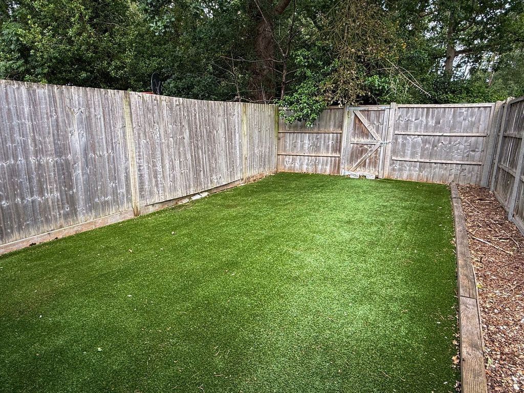 Additional image 9 of 2 bed terraced house for saleGoodwin Walk, Newbury RG14