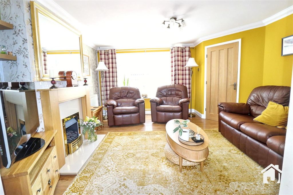 Property photo 2 of 30 Img_2403.Jpg