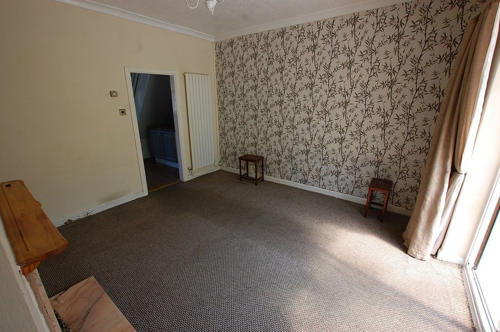 Property photo 3 of 21 Picture No. 33