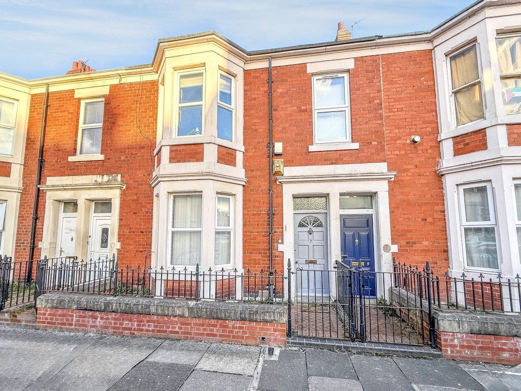 Property photo 1 of 6