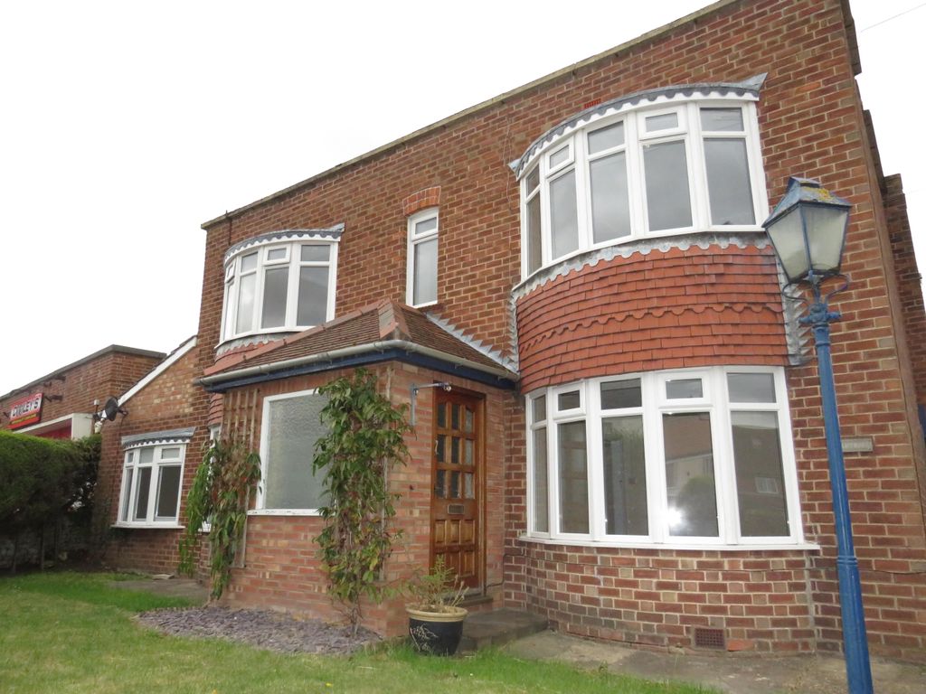 Property photo 1 of 13 Front