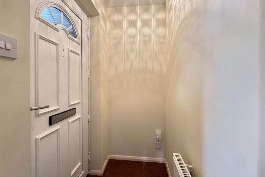 Property photo 3 of 16 Entrance