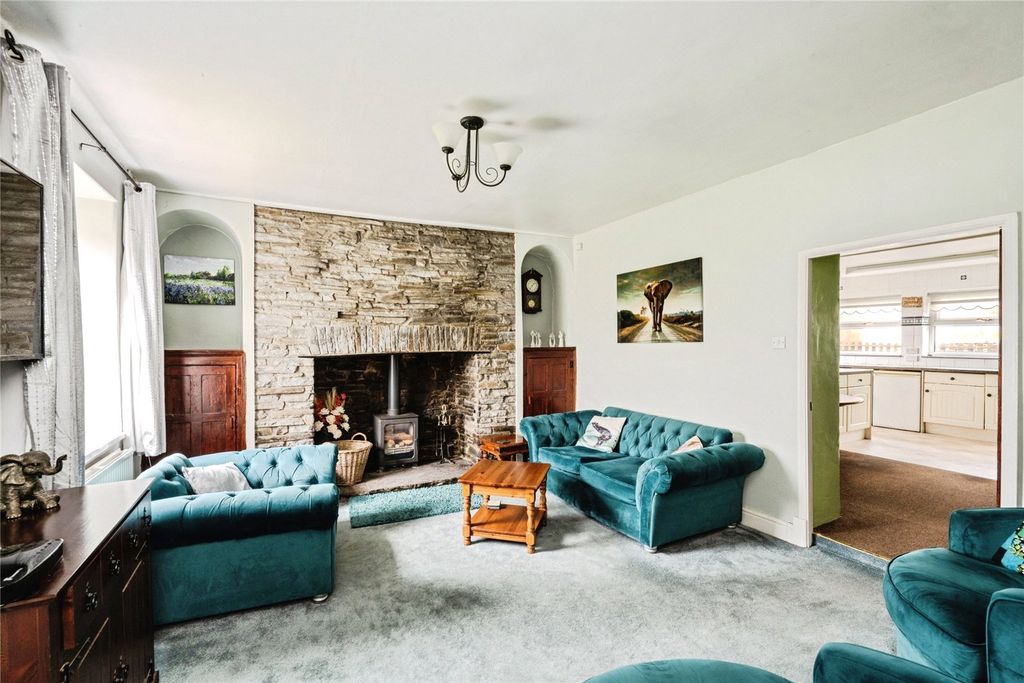 Property photo 3 of 25 Picture No. 06