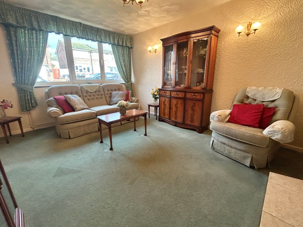 Property photo 3 of 14 Photograph