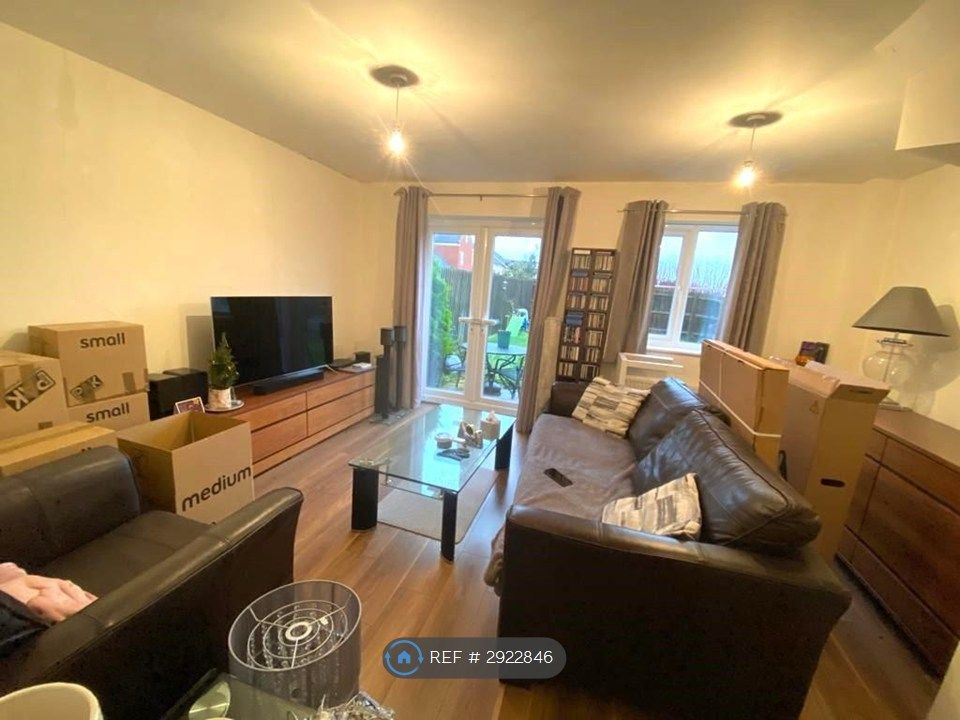 Property photo 2 of 9