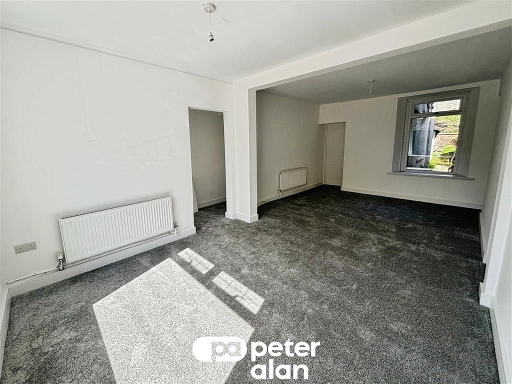 Property photo 3 of 9 Image