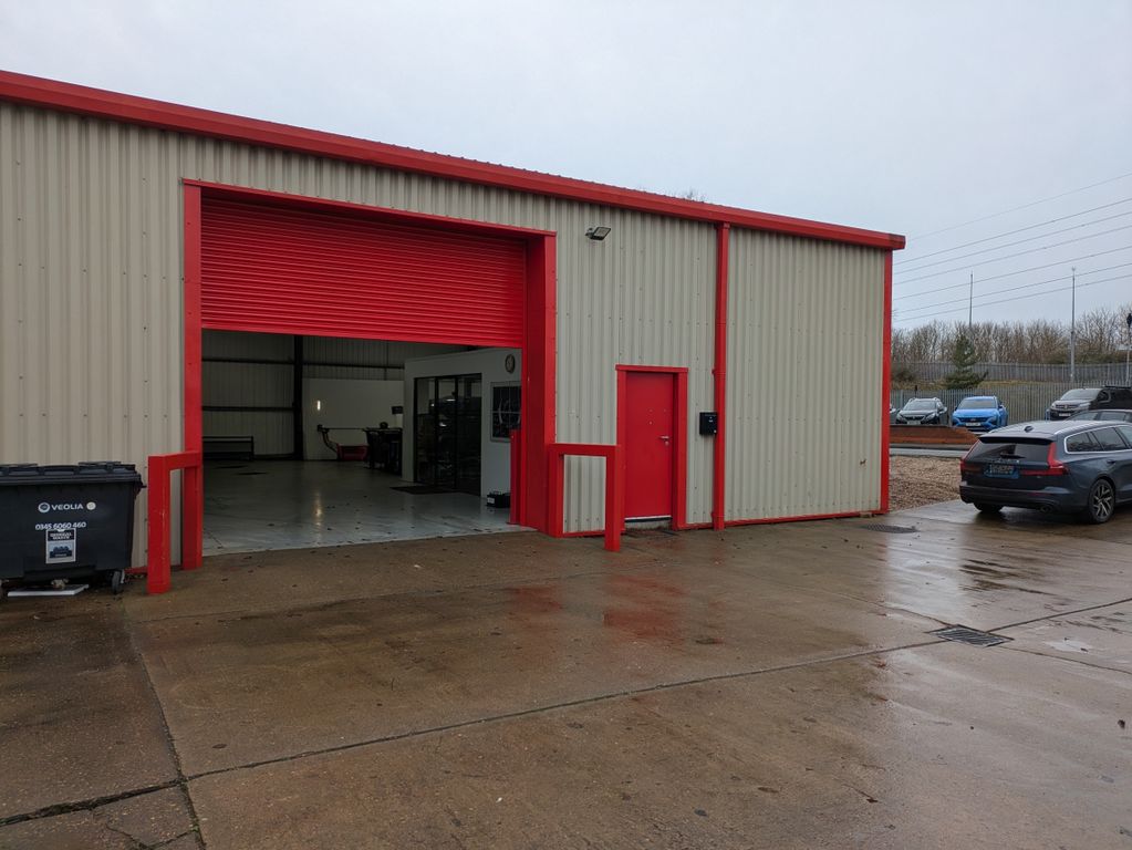 Property photo 1 of 6