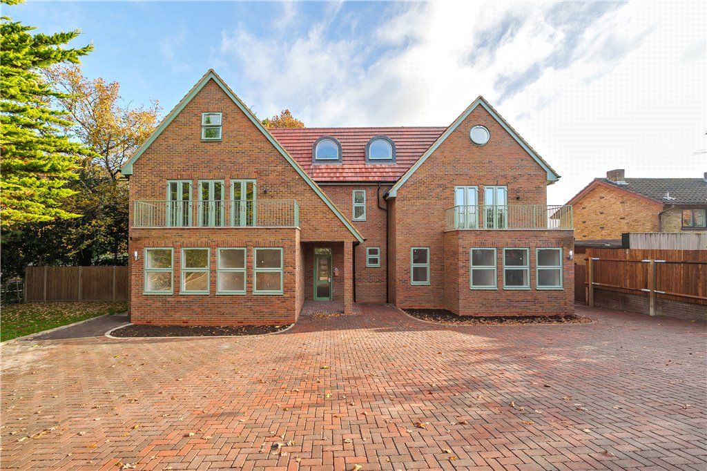 Property photo 3 of 16 Picture No. 02