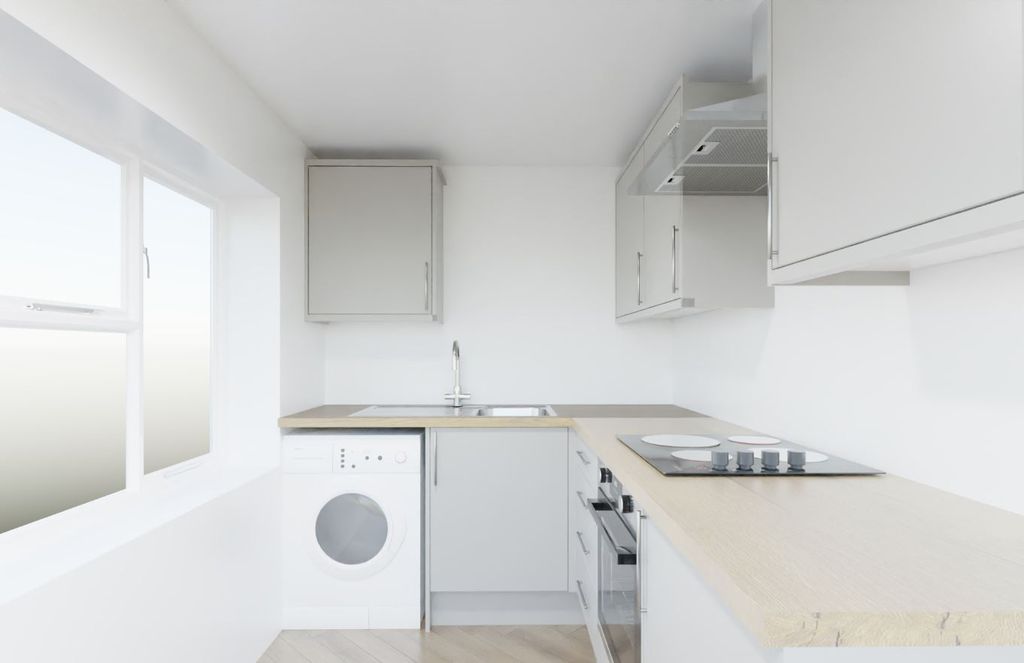 Property photo 3 of 6