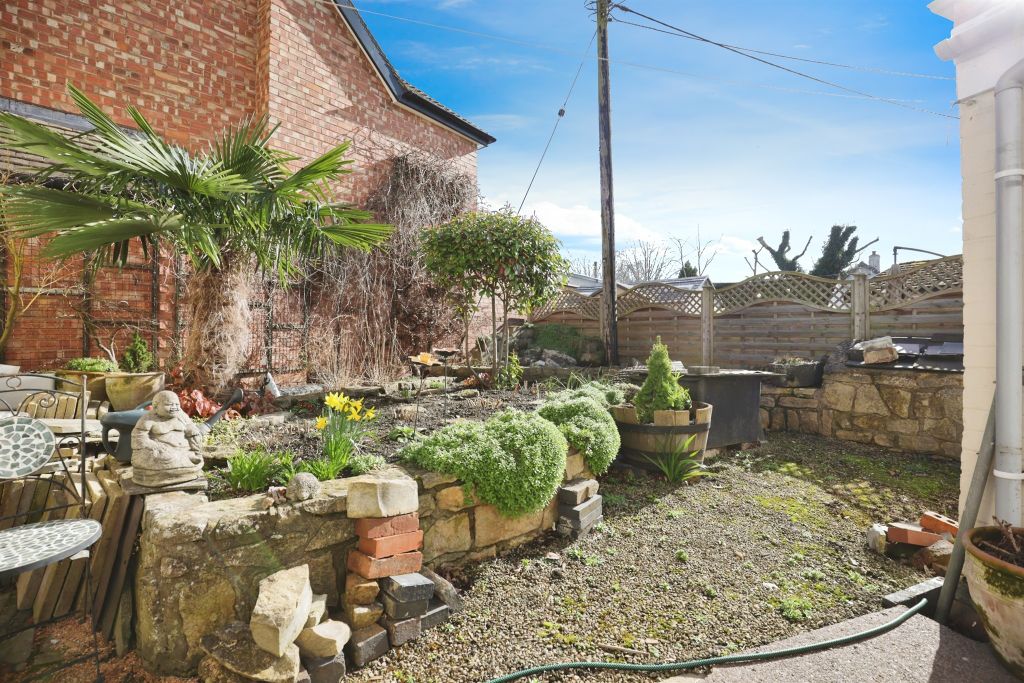 Property photo 2 of 15