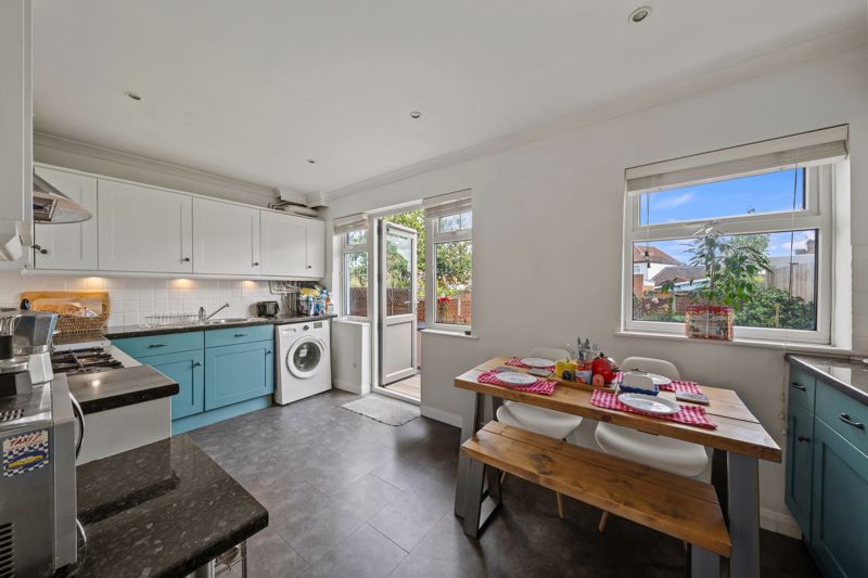 Property photo 3 of 17 Photo 14